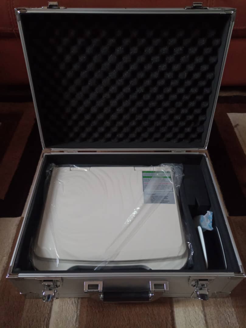 Máquina de ultrasonidos veterinaria portátil usada S1